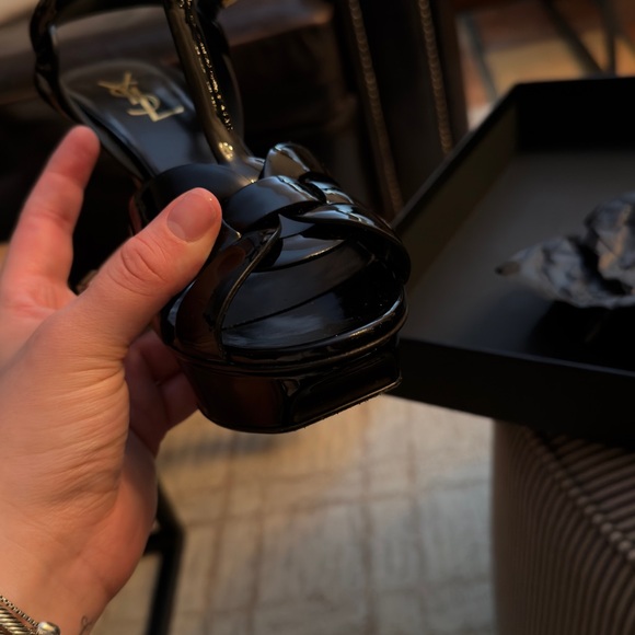 Saint Laurent tribute T-strap platform sandal heels - Picture 14 of 16